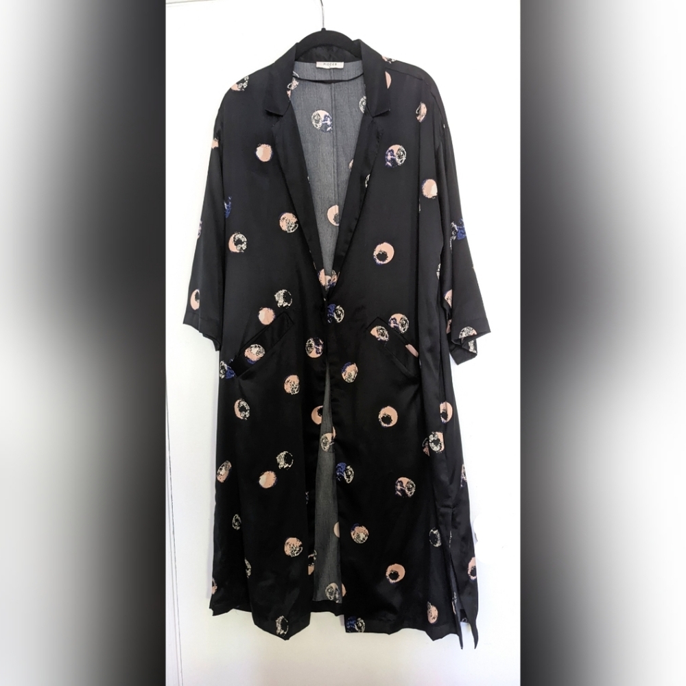 Silky robe/long jacket